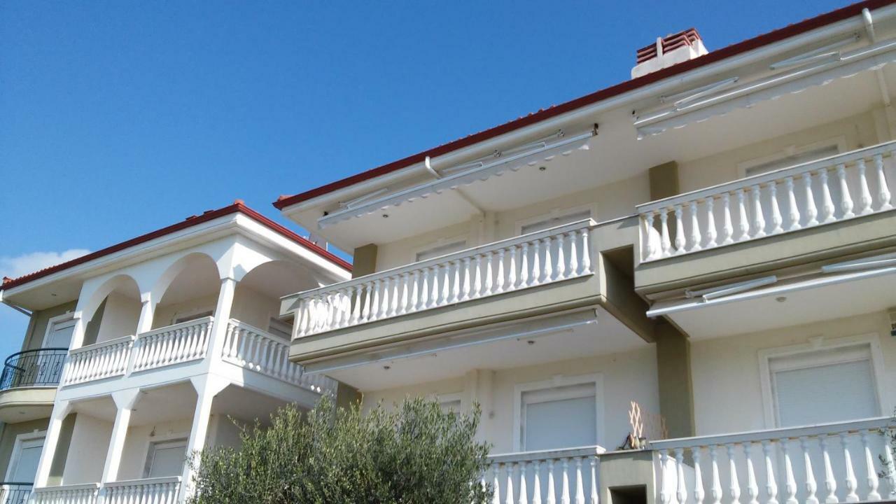 Dimar1 Seaside Apartment Паралия-Дионисиу Экстерьер фото